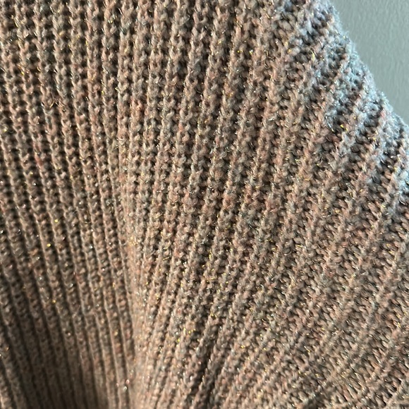 Express sweater - Picture 2 of 5